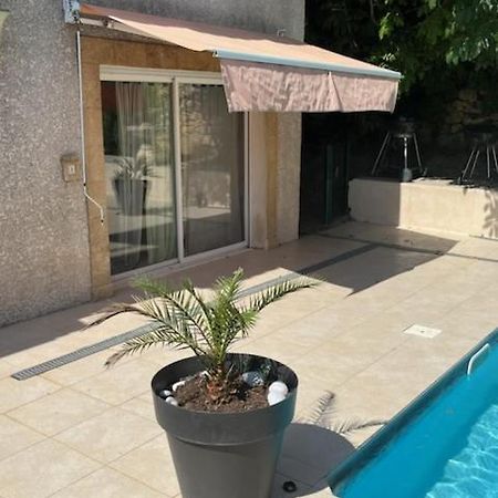 L'Appartement Du Micocoulier Salon-de-Provence Exterior foto